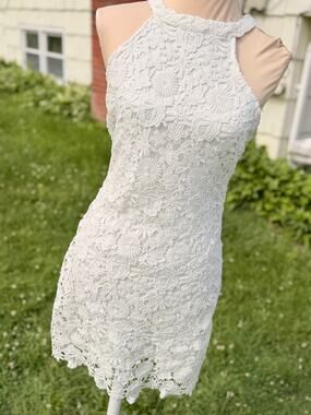 Lulus White Floral Lace Sheath Cocktail Dress Sleeveless Back Zip Medium